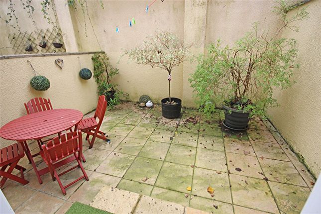 2, Bluff Terrace, Beer photo 4