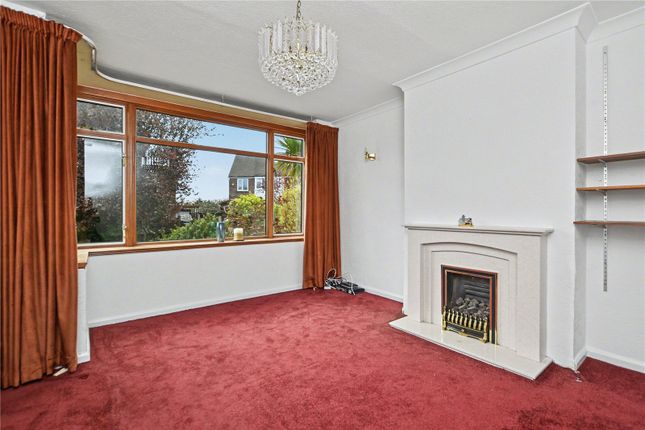 8, Gledhow Grange View, Leeds photo 2
