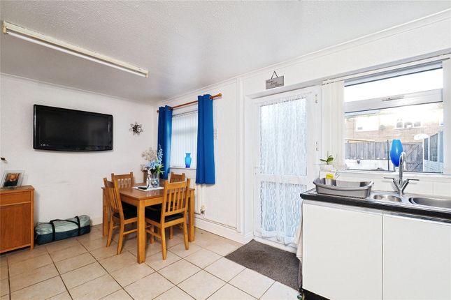 28, Barbury Drive, Nottingham photo 4