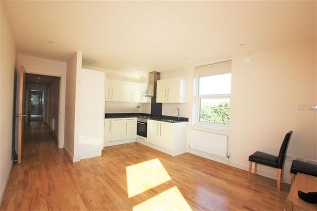 Flat 11, Sheila House, Golders Green photo 2