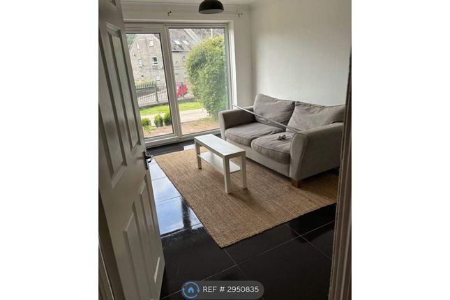 Flat, Pavia Court Graigwen Road, Pontypridd photo 3