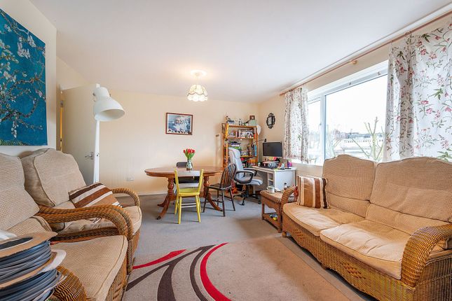 Ashchurch Terrace, Shepherd's Bush photo 2
