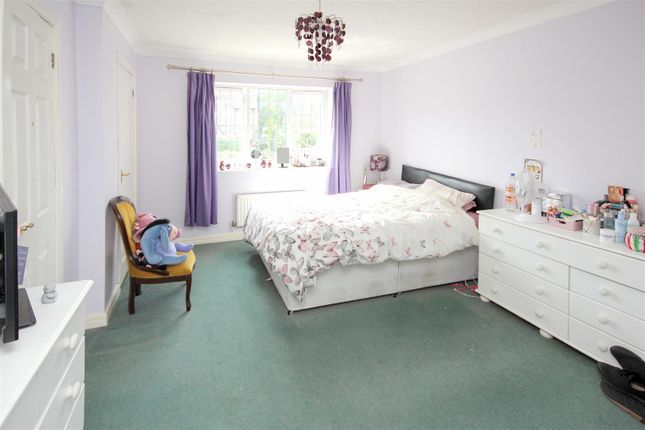 1, Lowry Close, Wellingborough photo 4