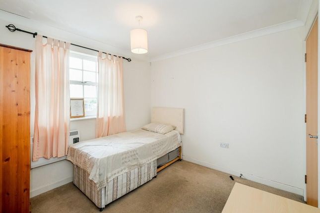 91, Queensberry Place, London photo 5