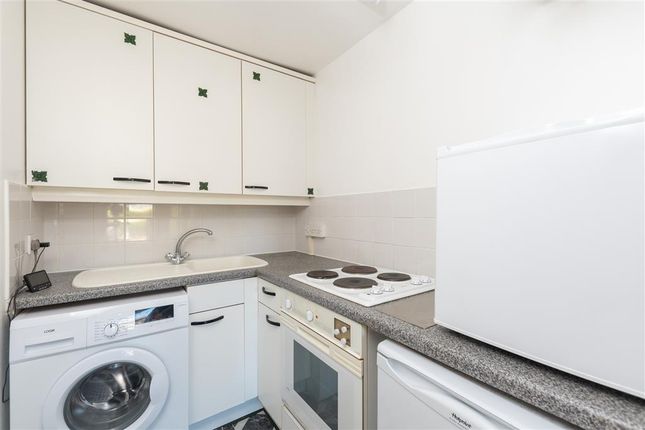 Studio for sale in Heatherbank Close, Dartford, Kent