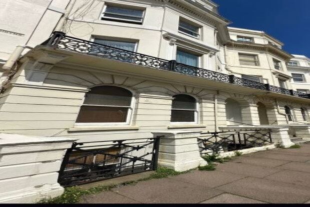 Studio to rent in St Aubyns, Hove