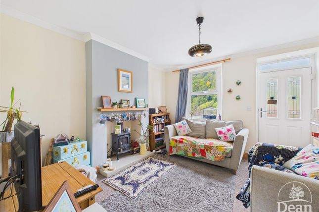 152, Ruspidge Road, Cinderford photo 2