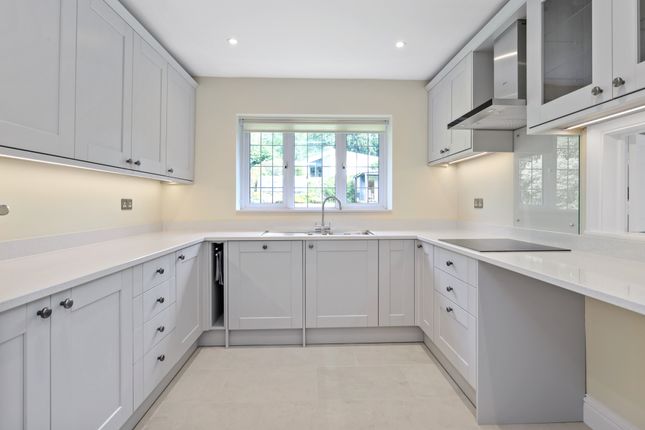 Minsterley, 24, Riverside Drive, Surrey photo 2