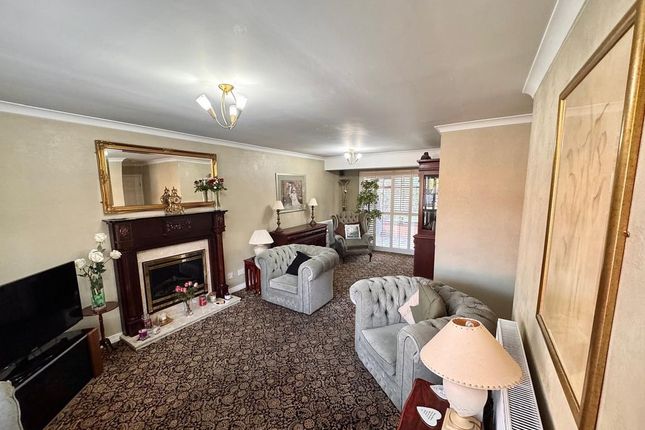 Finstock Court, Newcastle Upon Tyne photo 2
