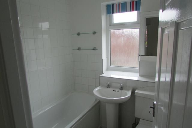 64, Martinsbridge, Peterborough photo 4