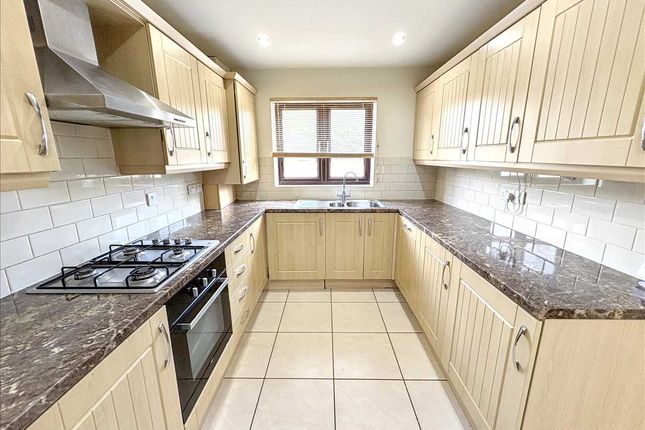 119, Derby Road, Kirkby In AShfield photo 4