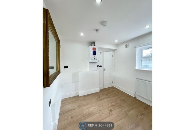 End terrace house to rent in Palmerston Road, London