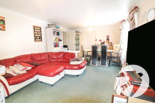 28, Wharfside Close, Kent photo 4
