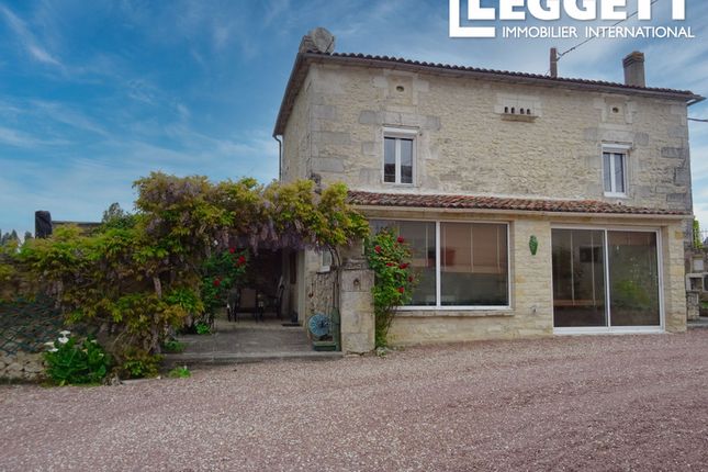 Thumbnail Villa for sale in 285 Route De Vars, Gond-Pontouvre, Charente, Nouvelle-Aquitaine