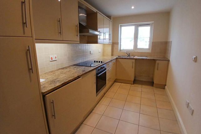 1 Queenscroft Court, Queensville Avenue, Stafford photo 3