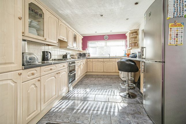 End terrace house for sale in Holderness Road, Hull