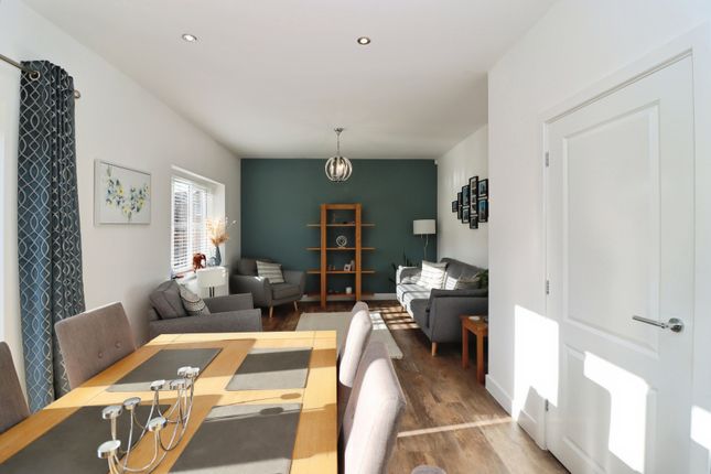 16, Nether View, Chesterfield photo 4