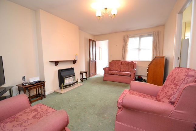 6 St. Anthonys Gardens, Wrose photo 2