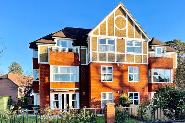 Flat for sale in Foley Mews, Claygate, Esher