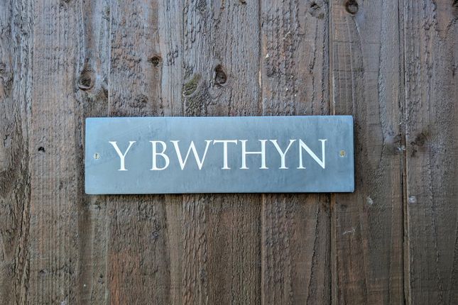 Y Bwthyn