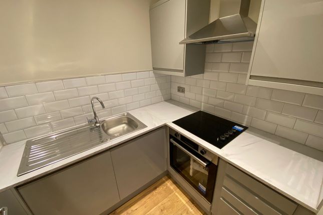 Thumbnail Flat to rent in High Road, London