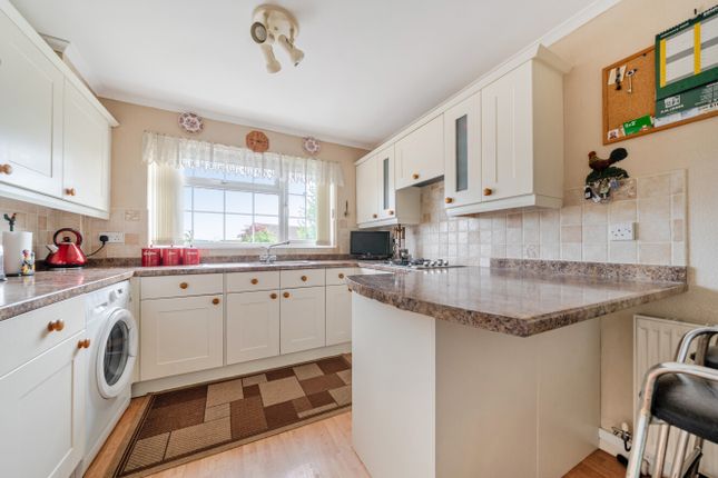 152 Buckfield Road, Leominster photo 3