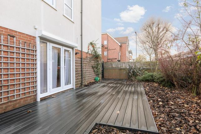 End terrace house for sale in Underhill Road, London
