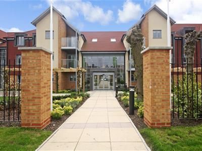 Flat for sale in 44 Eleanor House, London Road, St. Albans