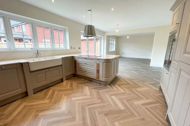34 Lawrence Way, Knutsford photo 3