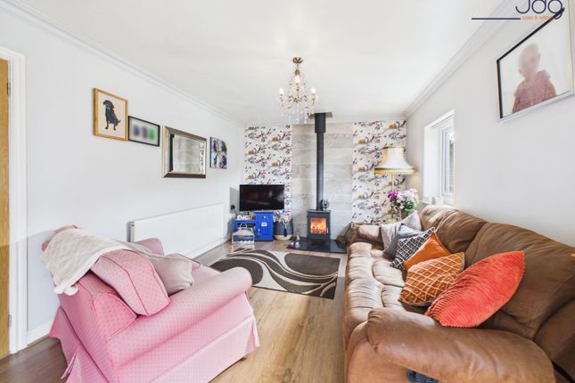 15 Brookfield Close, Carnforth photo 2
