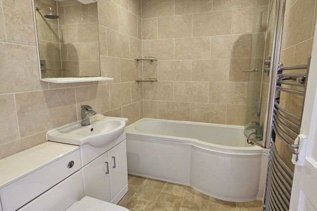 5 Lupton Street, Chorley photo 5
