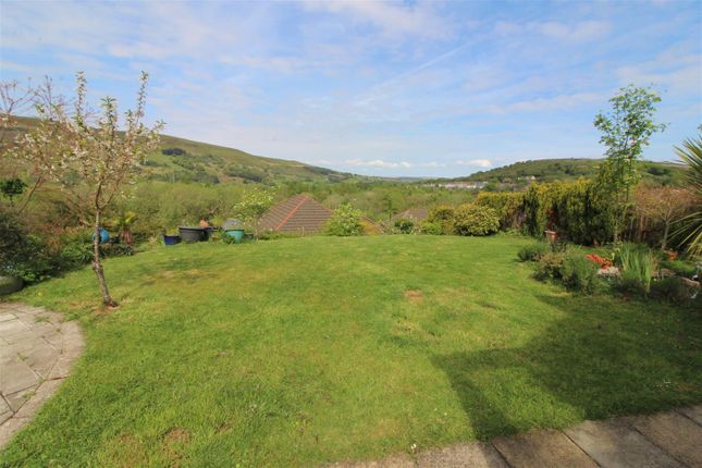 17, Glyn Milwr, Abertillery photo 2