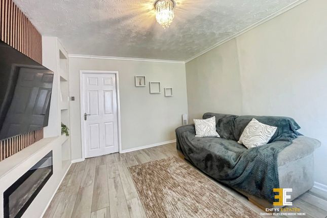 7, Rhodfa Lwyd, Colwyn Bay photo 4