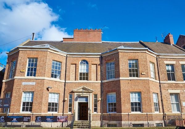 Office to let in Clavering Place, Newcastle