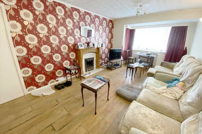 185, St Giles Avenue, Sleaford photo 2