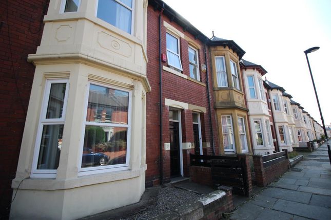 Cavendish Place, Newcastle Upon Tyne photo 4