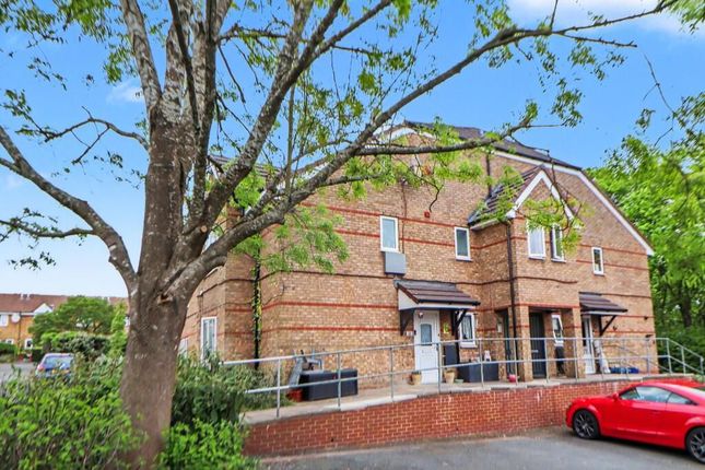 67, Bradman Way, Stevenage photo 5