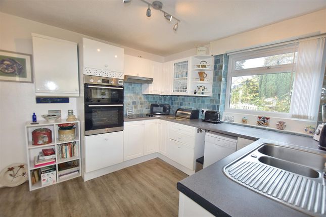 4, Trevince Parc, Redruth photo 3