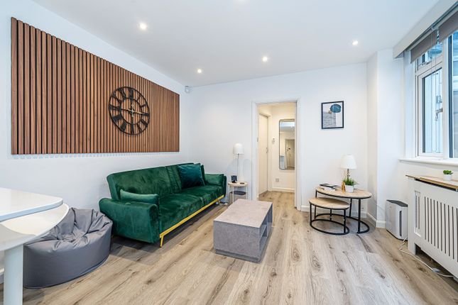 Flat 6, 85, Westbourne Terrace, London photo 3