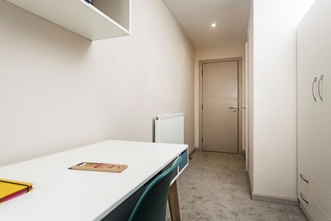 Flat 21, Corner House, Crwys Road, Cardiff photo 5