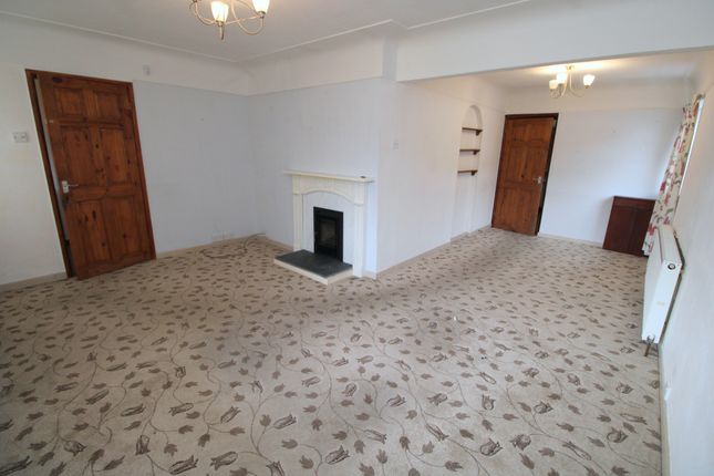 Windsor Grove, Kinmel Bay photo 3