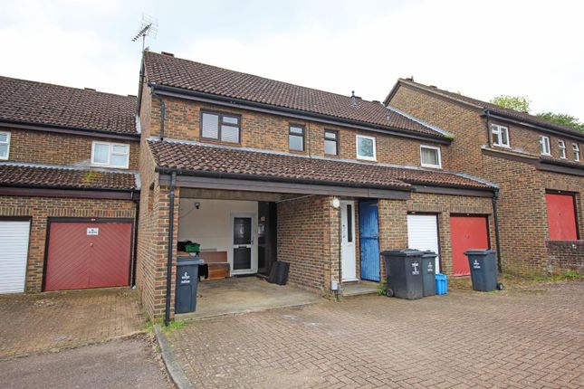 Flat for sale in Lapwing Rise, Stevenage