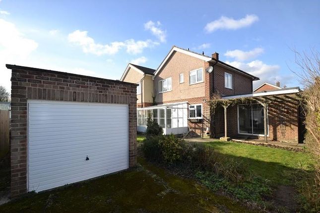 44, Rockfield Avenue, Ware photo 3