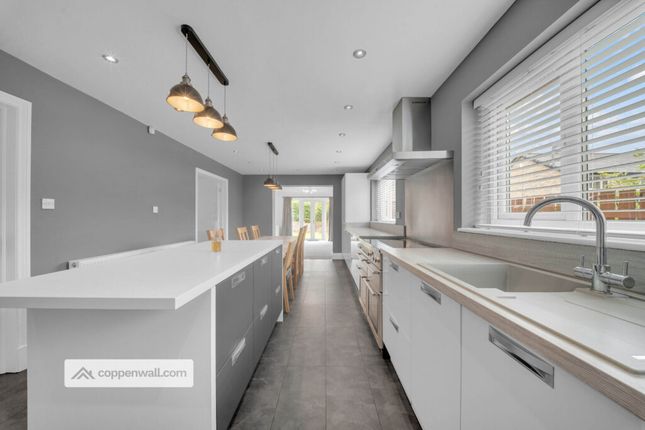 7, Hollinview Cl, Rawtenstall photo 4