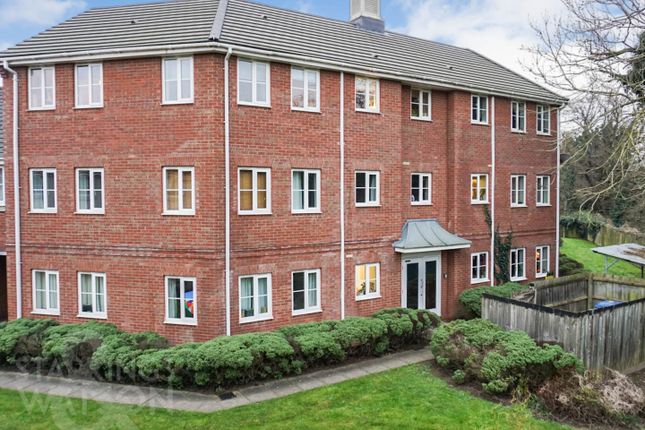 Thumbnail Flat for sale in Hemming Way, Norwich
