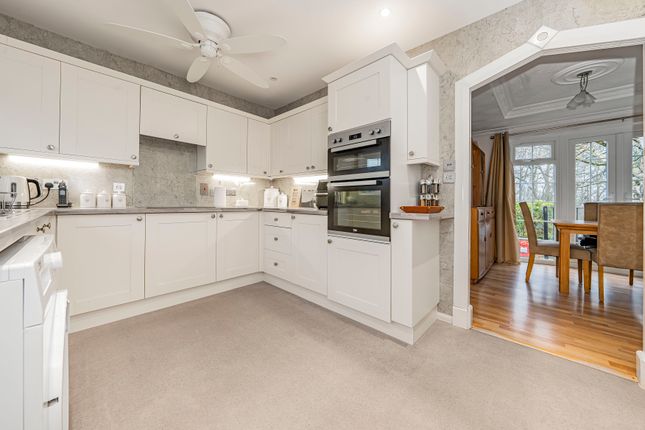 25, Wyatts Covert, Uxbridge photo 4