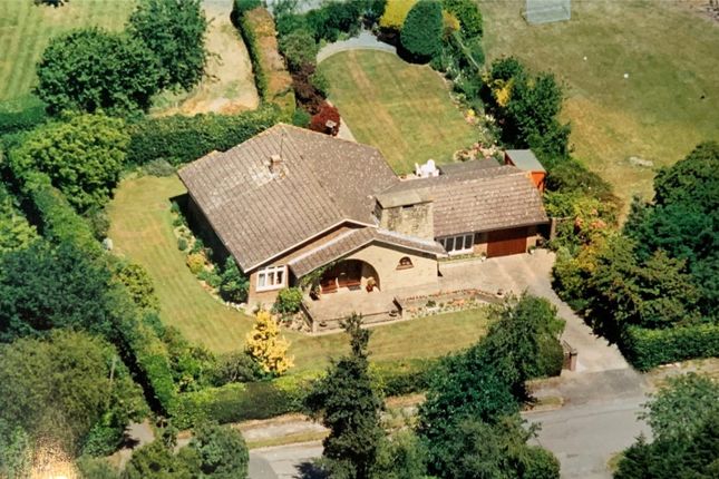 3-bed bungalow on Woodcroft,, Furze Lane, West Sussex, £690,000