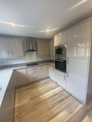 Kitchen 1 Hamilton.Png