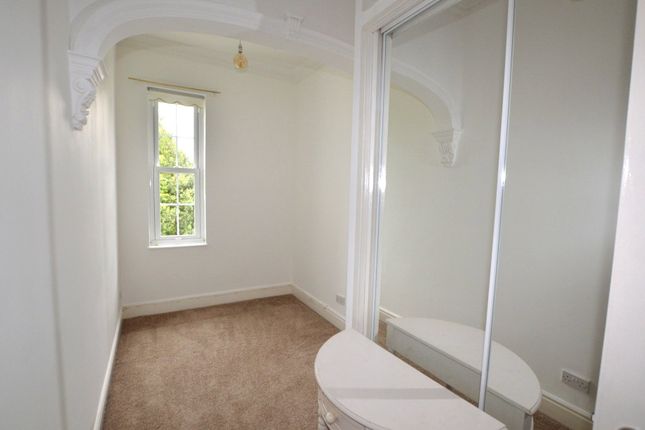 Flat to rent in Holly House, York Road, Babbacombe, Torquay, Devon