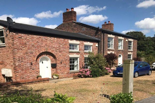 Thumbnail Semi-detached house to rent in Weaste Lane, Warrington